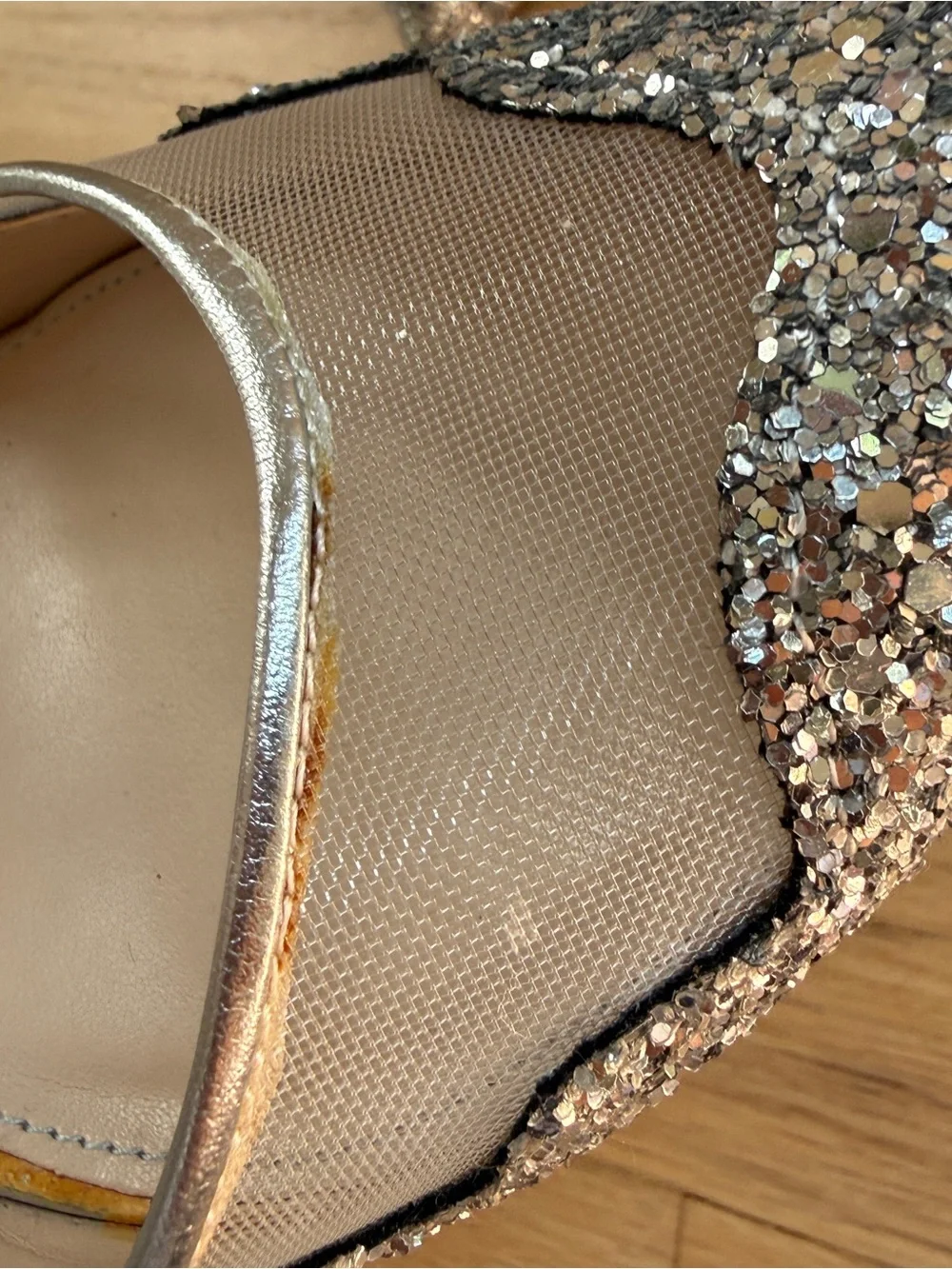 Blue by Betsy Johnson Silver Glitter Ankle Tie 4” Heel Pumps (size 9)